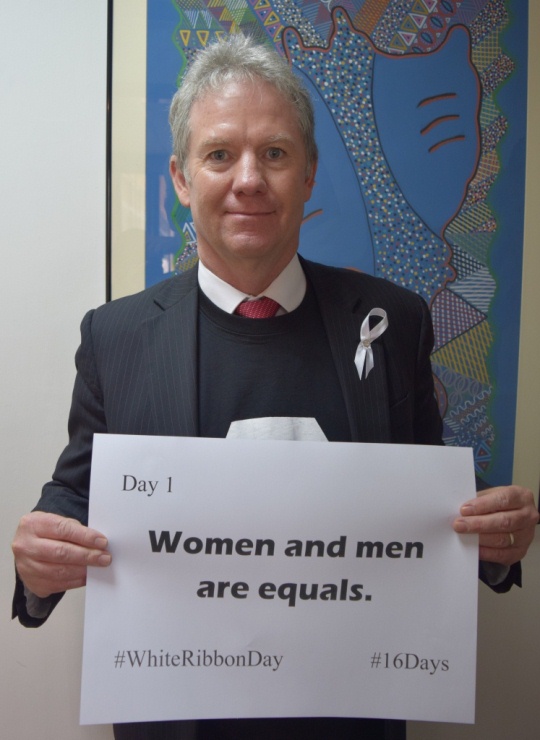 The High Commissioner presents his message as part of the 16 Days of Activism